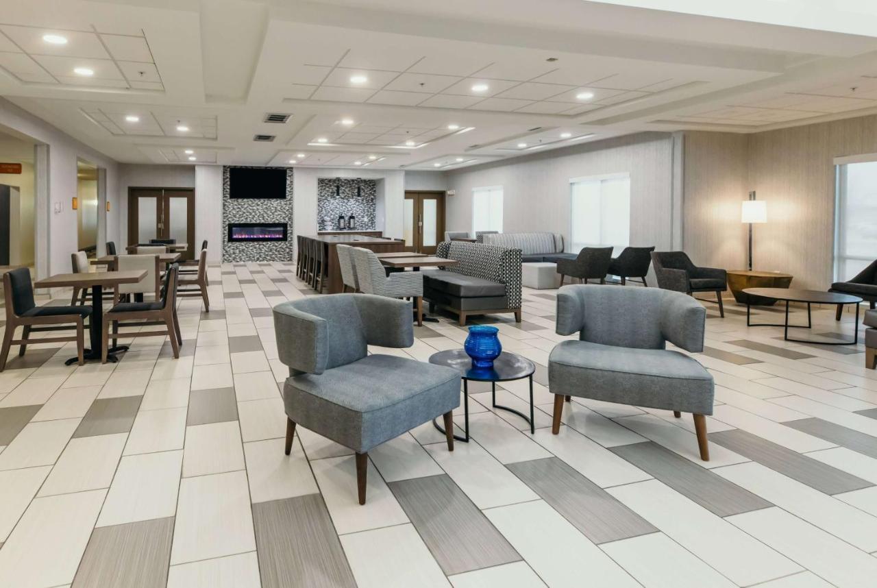La Quinta Inn & Suites By Wyndham Ankeny Ia - Des Moines Ia Dış mekan fotoğraf