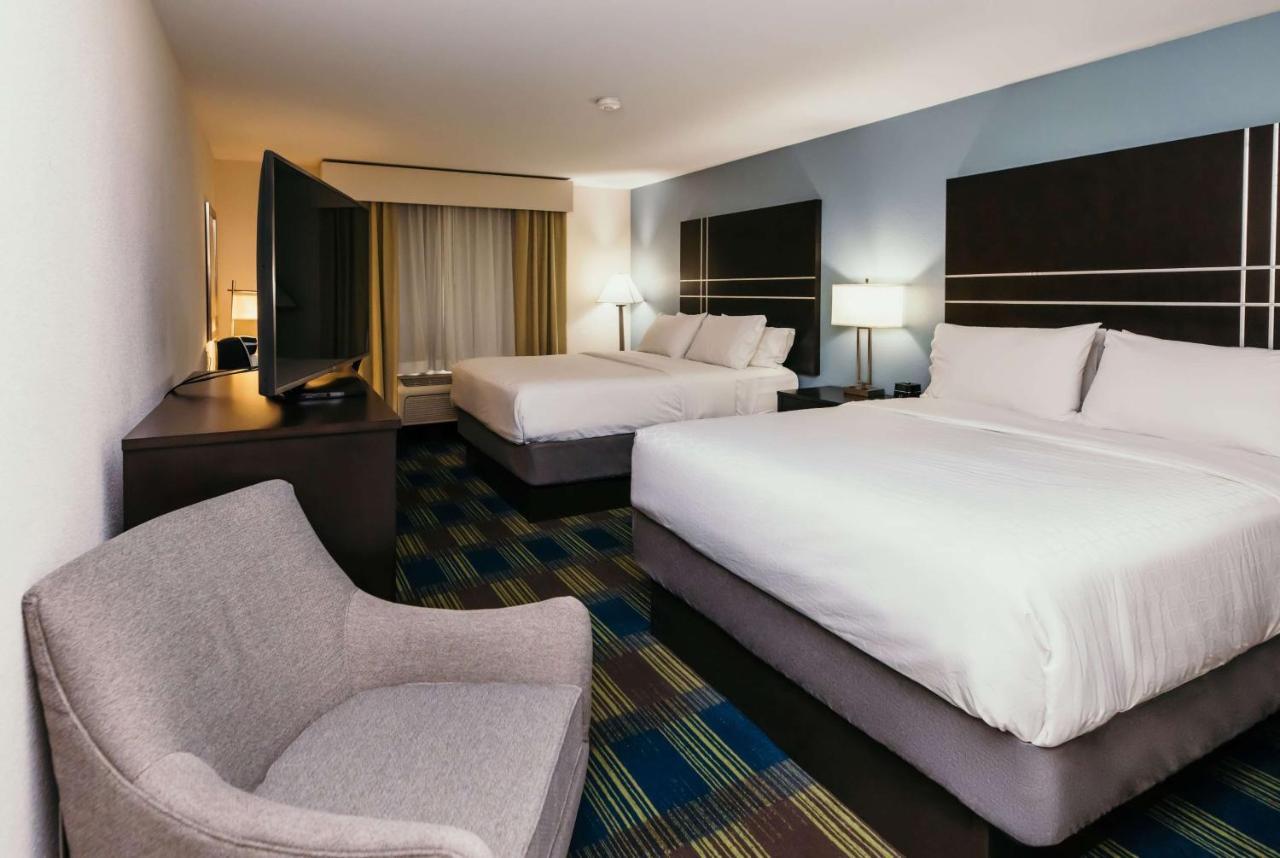 La Quinta Inn & Suites By Wyndham Ankeny Ia - Des Moines Ia Dış mekan fotoğraf