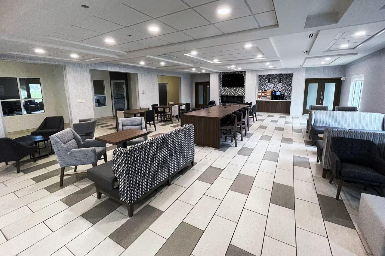 La Quinta Inn & Suites By Wyndham Ankeny Ia - Des Moines Ia Dış mekan fotoğraf