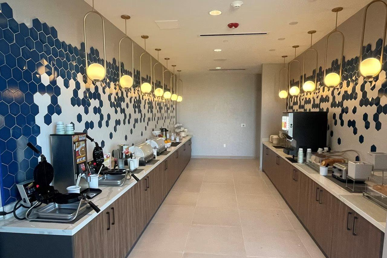 La Quinta Inn & Suites By Wyndham Ankeny Ia - Des Moines Ia Dış mekan fotoğraf